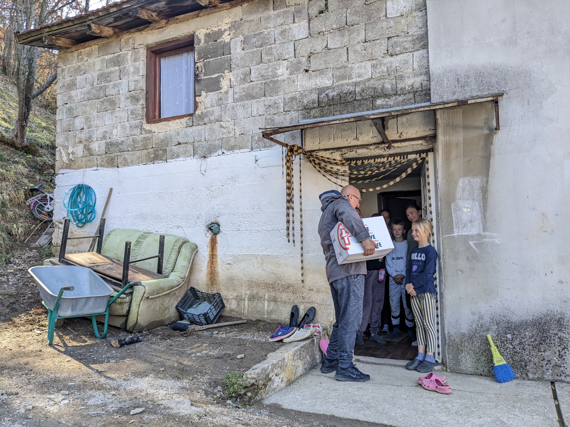 Operation Christmas Love Parcels being delivered in Bosnia-Herzegovian